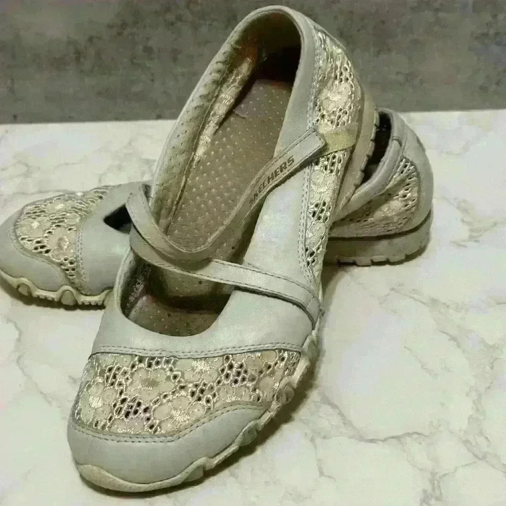 Skechers Eyelet Mary Jane Athletic Shoes Size 6.5